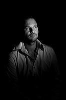 alex-flor120905_0225
