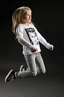 charelis_131103_078