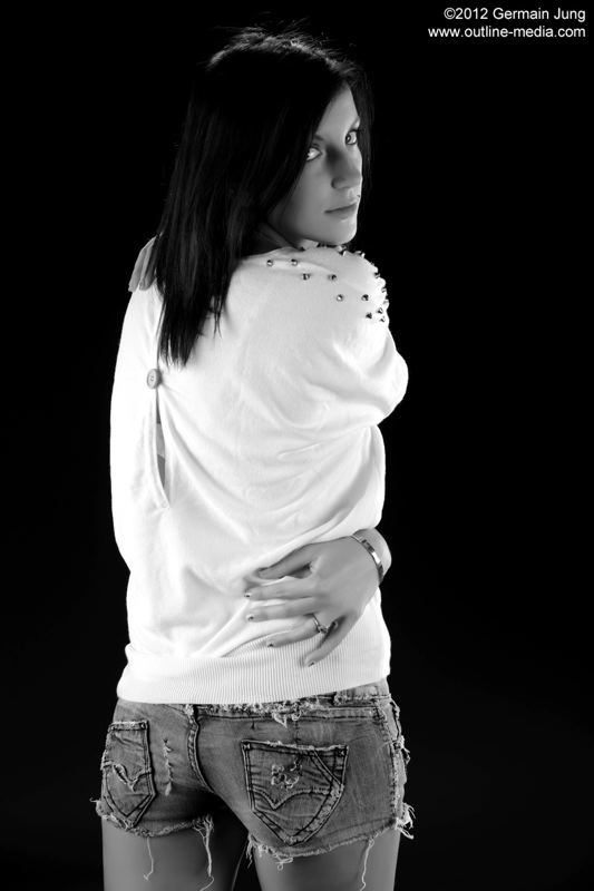 christelle_121025_2045.jpg