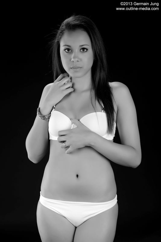 elodie_130530_064.jpg