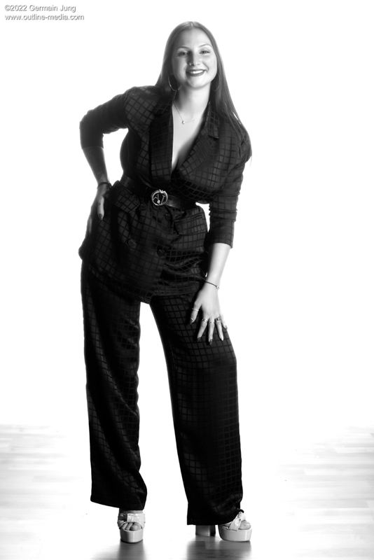 joanafriends_221126_077.jpg