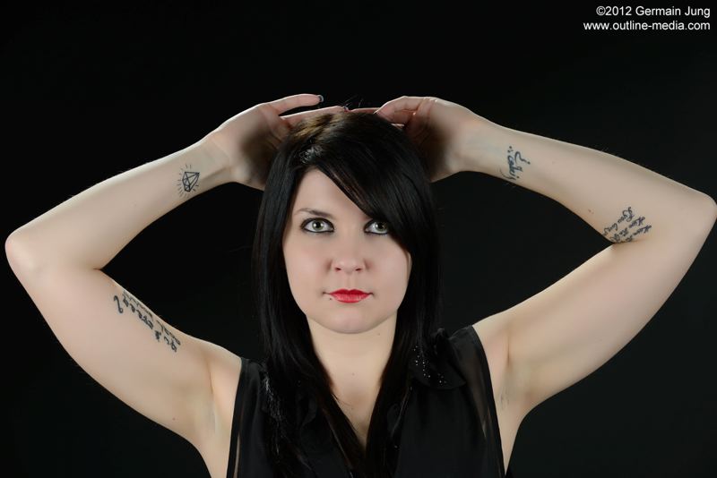 san_brit_121122_3107.jpg
