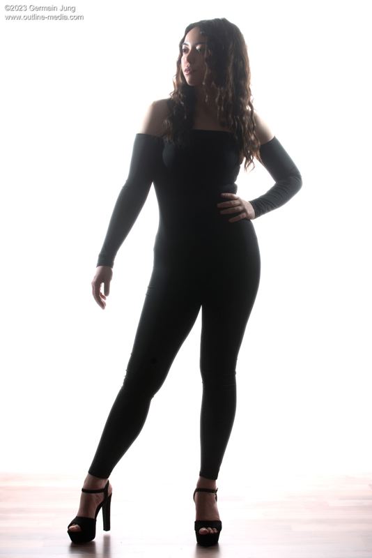 sara_c_230204_056.jpg