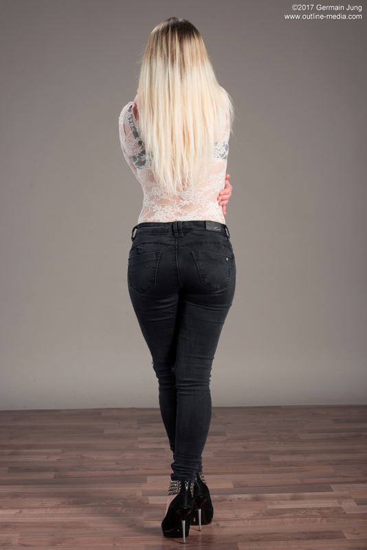 steffy_170304_014.jpg