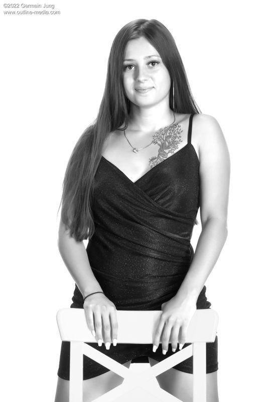 zoe_220826_031.jpg